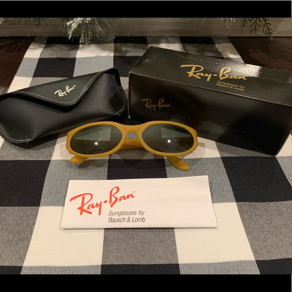 Ray-Ban Bausch & Lomb “Daddy-O Flat Oval Amber”